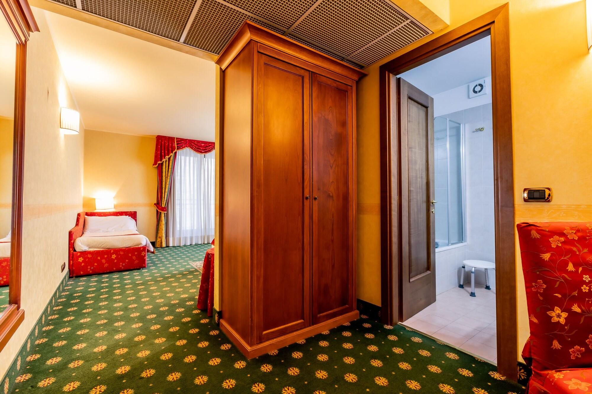 Hotel Cristallo Sestrières Extérieur photo