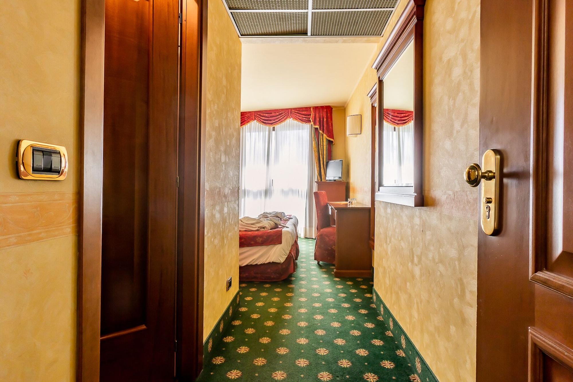 Hotel Cristallo Sestrières Extérieur photo