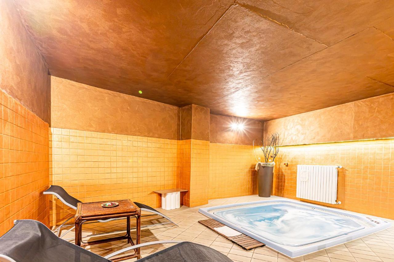Hotel Cristallo Sestrières Extérieur photo